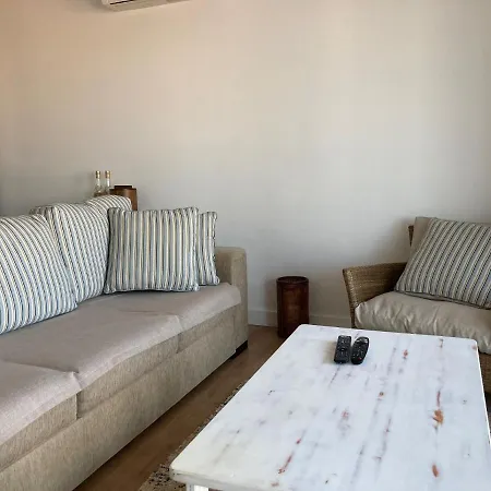 Ryan's Flat Апартаменты *